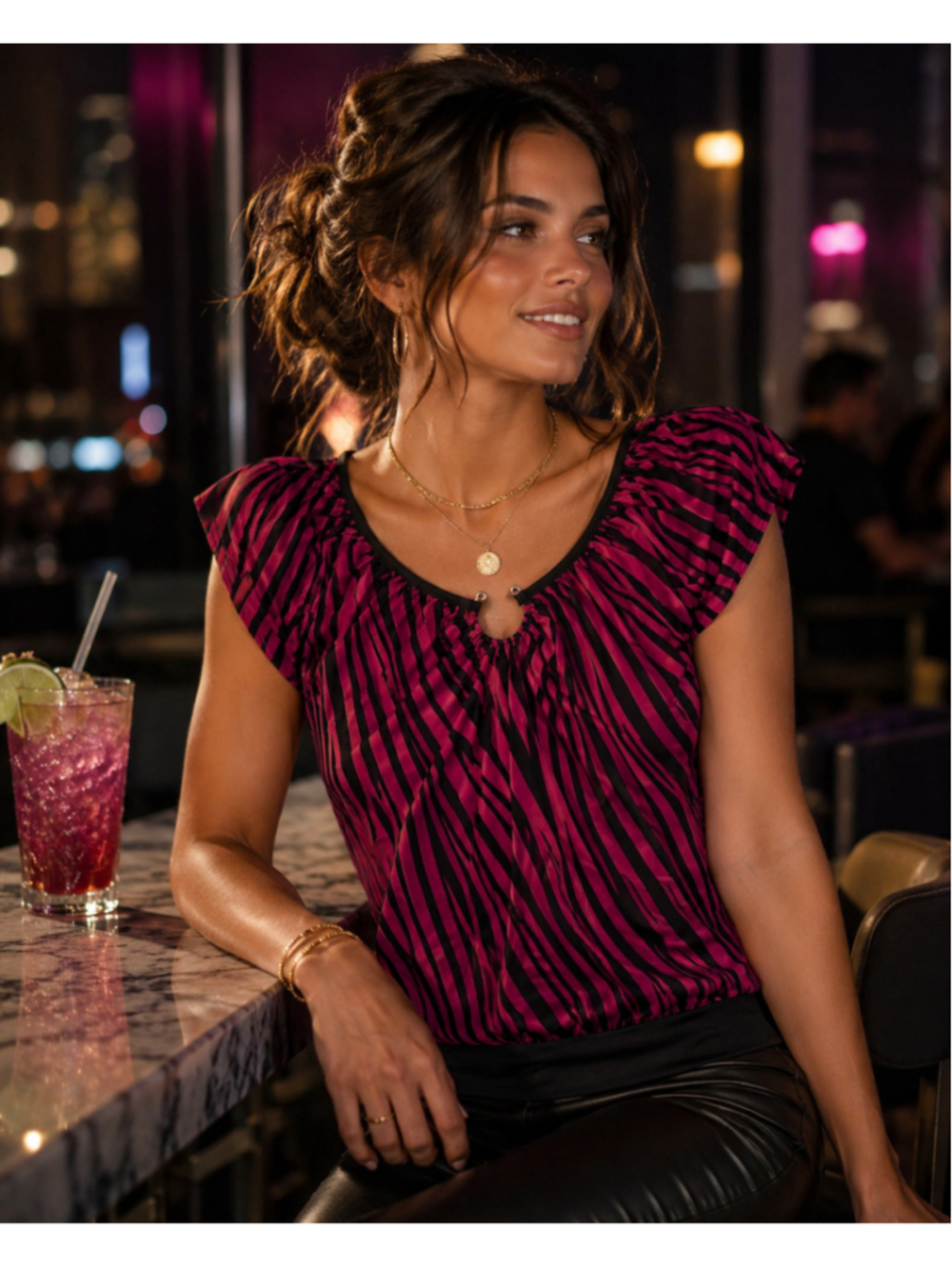 Y2k Women's VOICE Pink Black Zebra Print Short Sleeve Tee Small Summer